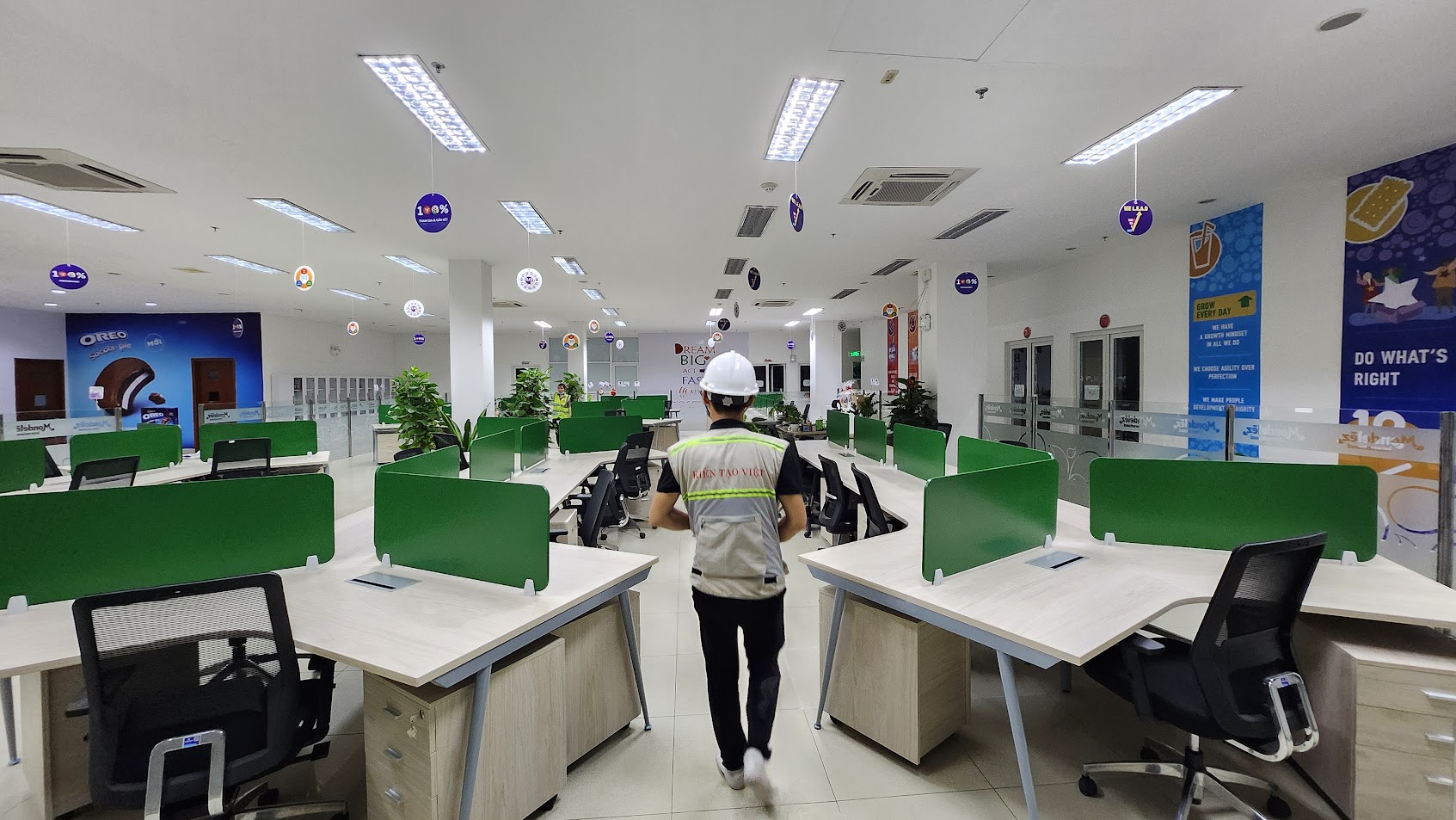 Tối Ưu Không Gian Với Xu Hướng Thiết Kế Văn Phòng 2 Trong 1