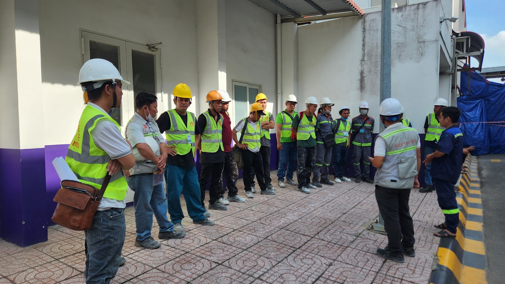 Quy trình xử lý chống dột nhà xưởng hiệu quả nhất 2026