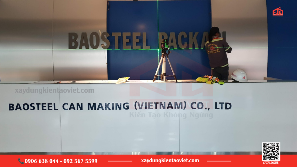 Thợ Kiến Tạo Việt sản xuất bảng hiệu quảng cáo.
